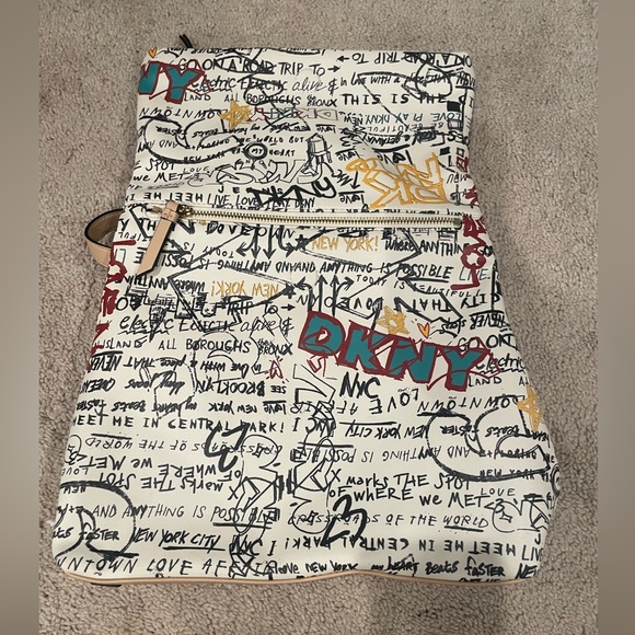 Brand New DKNY Tilly Graffiti Backpack - Picture 1 of 6